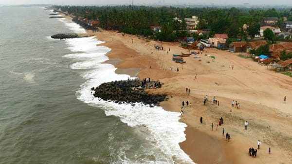 Coastal protective measures taken to stabilise a beach in Karnataka. | Public Works, Ports, and Inland Water Transport Department, Karnataka