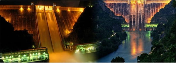 Bhakra Dam, night-time view